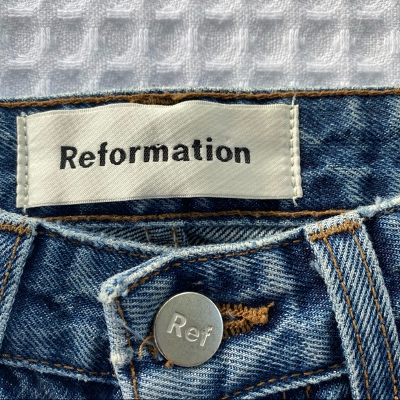 Reformation Mid Rise Crop Flare Jeans - Dark Stone - Picture 8 of 14